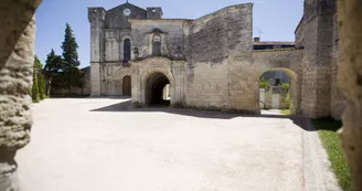 Bassac, Village de Pierres et de Vignes Bassac, Village de Pierres et de Vignes